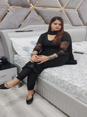 Call Girl in Bapu Nagar